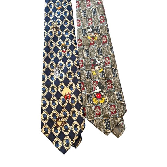 Lot of 10 Novelty Men's Neckties Disney Looney Tunes Jungle Christmas - Picture 5 of 5
